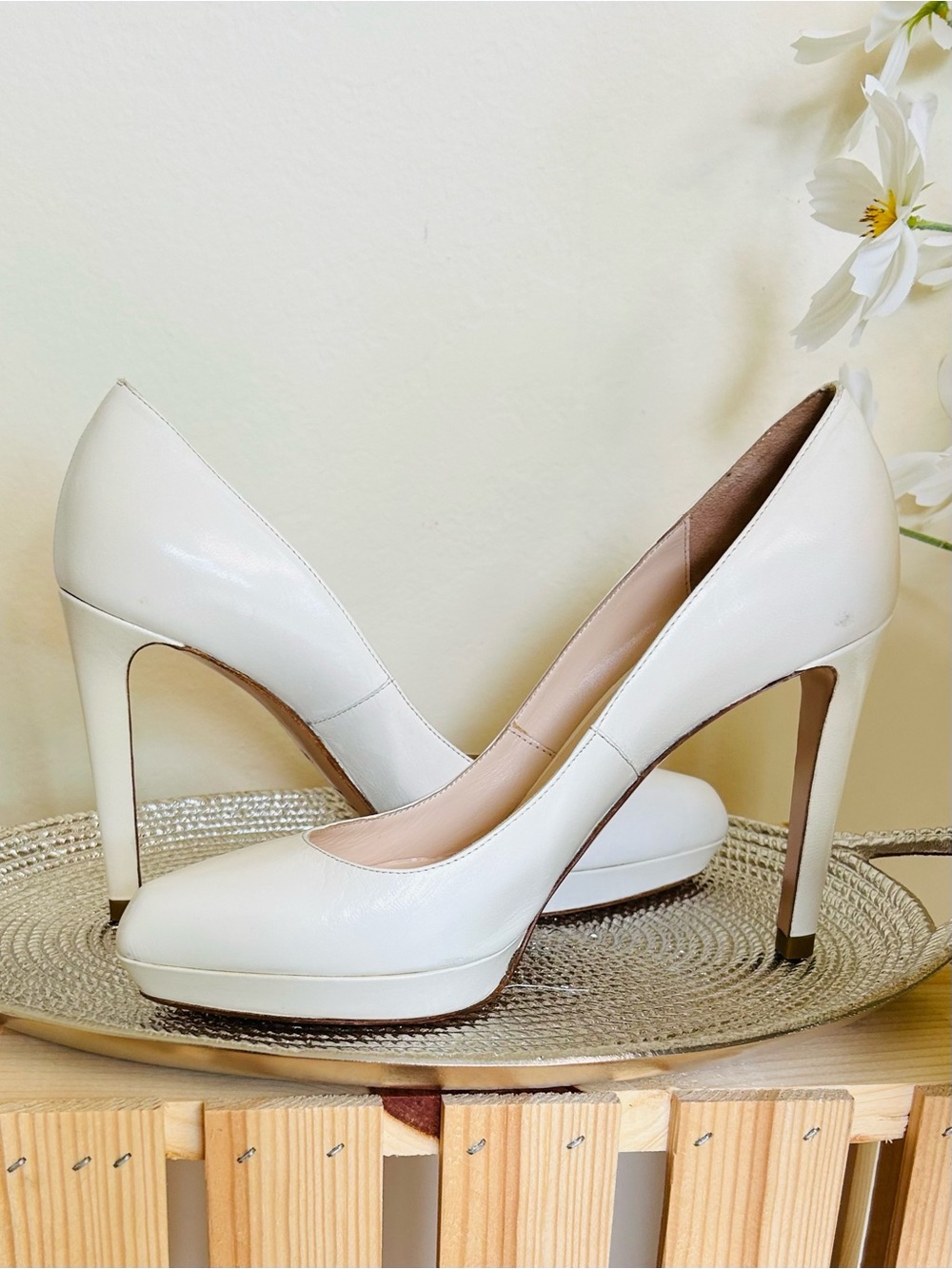 Classic White Platform Stiletto Pumps - Women's High Heels